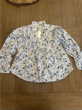 Francesca's Collections White & Blue Floral Peasant Blouse